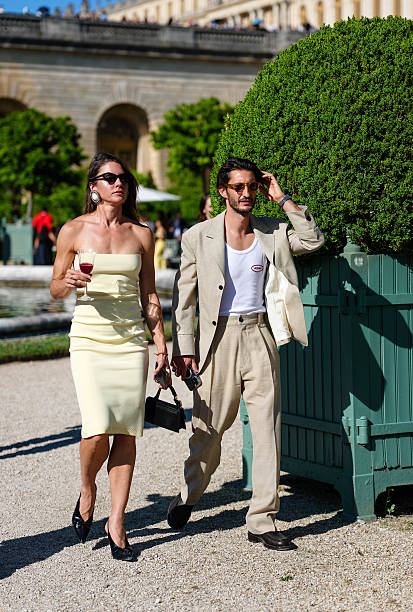 Robe pastel pour un mariage : le guide de toutes les teintes douces