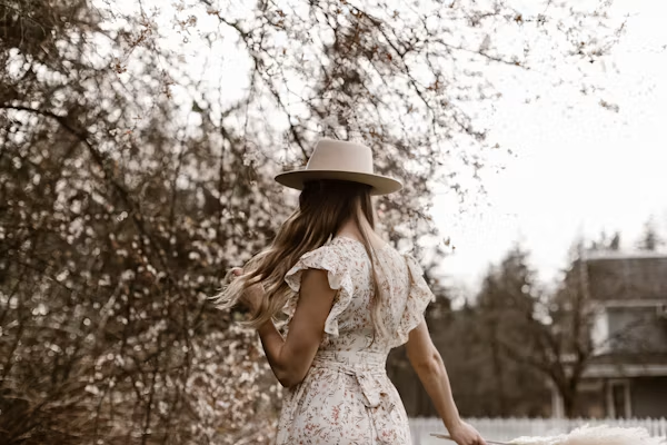 Robe bohème chic pour une invitée de mariage : le guide qui ne se démode jamais