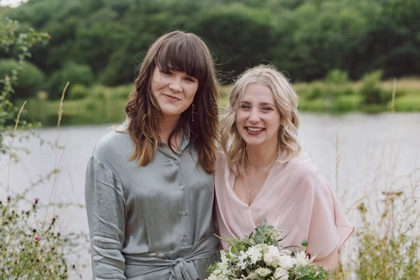 Robe bohème chic pour une invitée de mariage