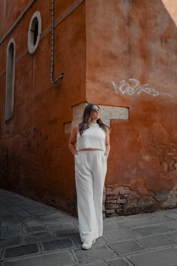Combinaison pour mariage invité chic : le guide complet pour ne pas porter de robe